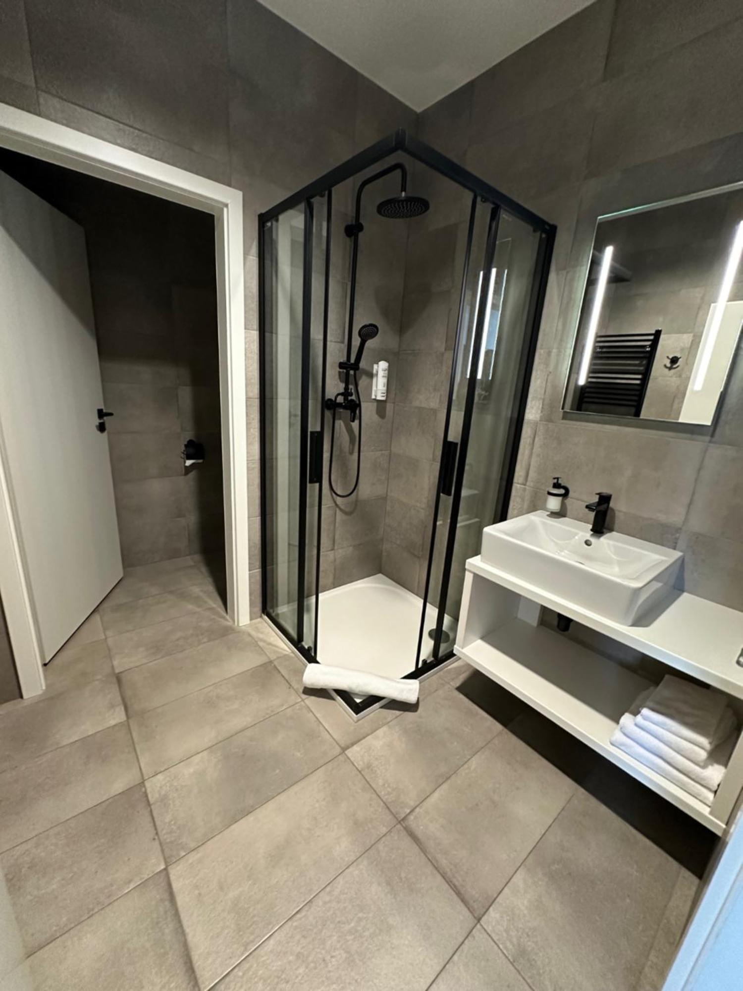 Kapitol Hotel Most